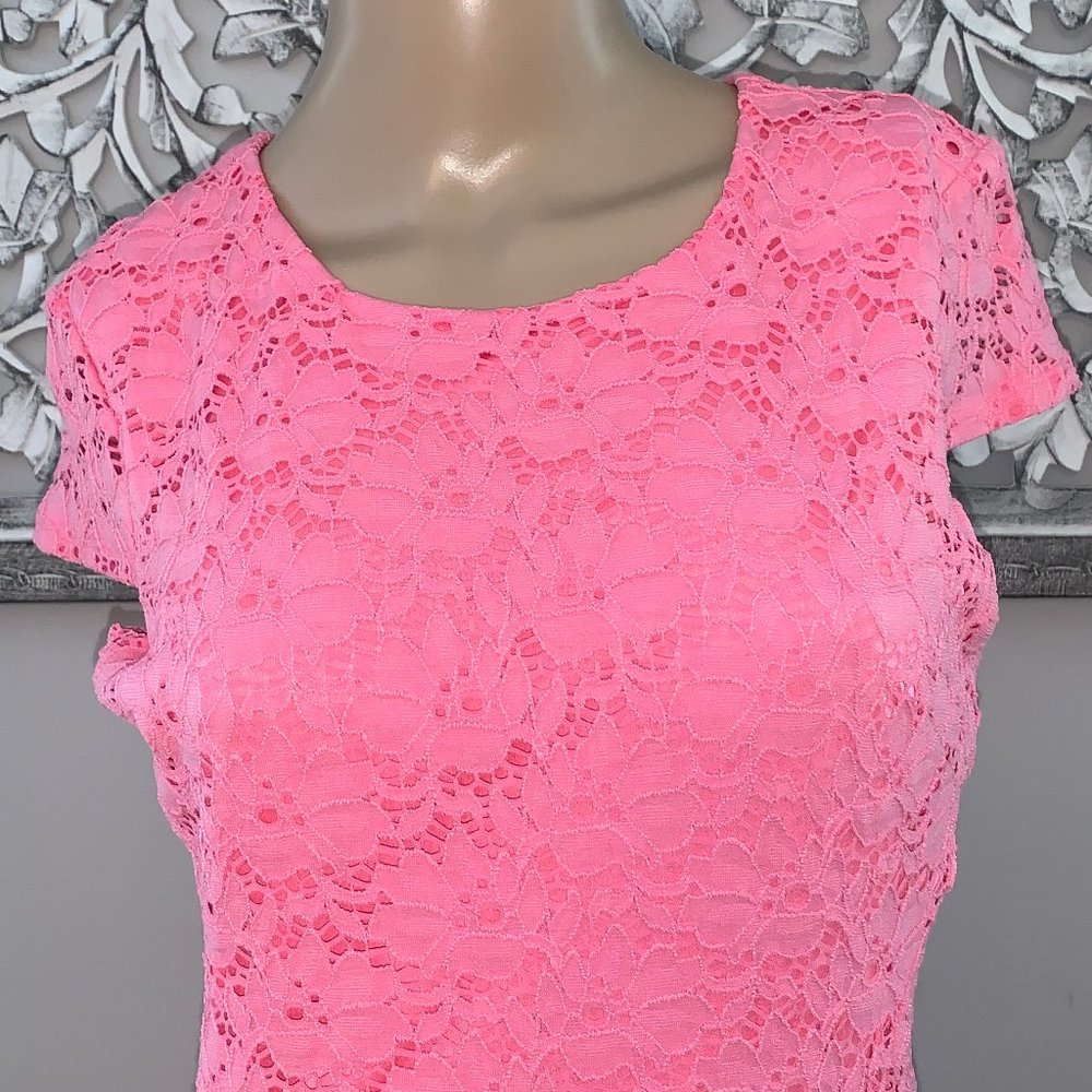 Like New ALFANI Bubblegum Pink Casual Dress - Picture 3 of 6